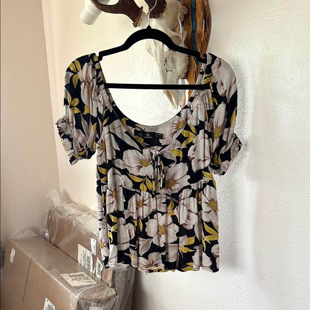 Volcom - Floral Black and White Women's Top
